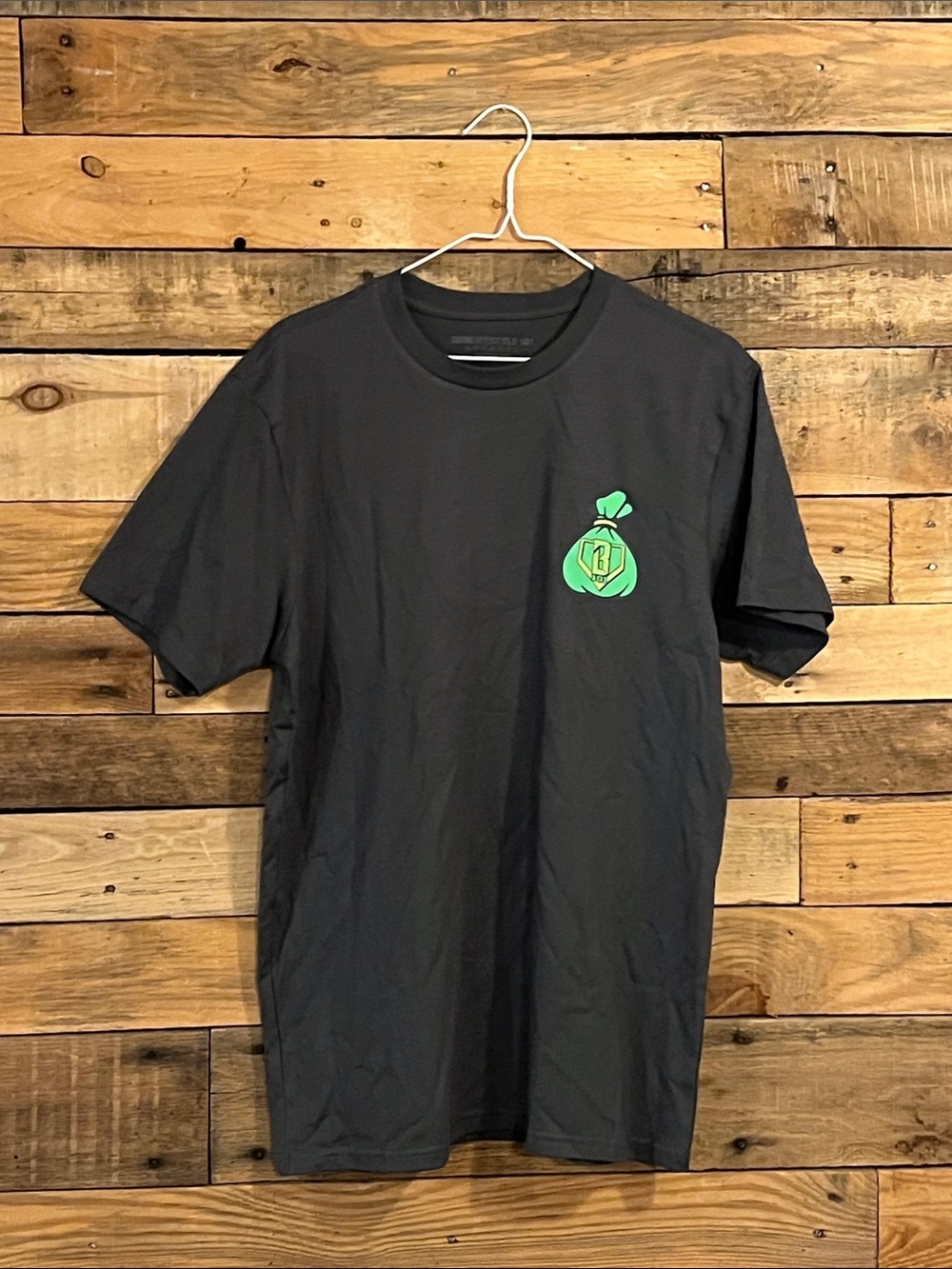 Men's Grey Baseball Lifestyle 101 T-Shirt with Green Graphic - Casual Crew Neck